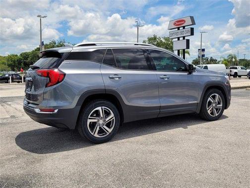 2020 GMC Terrain SLT