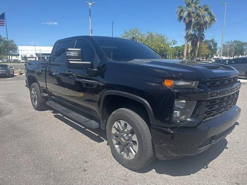 Black 2022 Chevrolet Silverado 2500 Custom