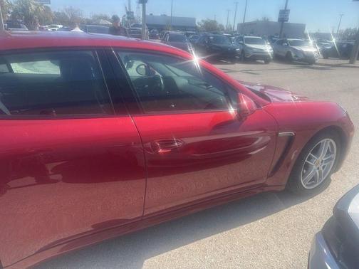 2015 Porsche Panamera 4