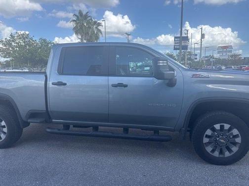 2025 Chevrolet Silverado 2500 Custom