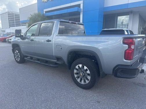 2025 Chevrolet Silverado 2500 Custom