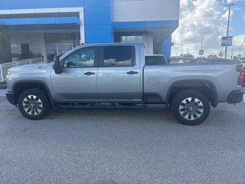 2025 Chevrolet Silverado 2500 Custom