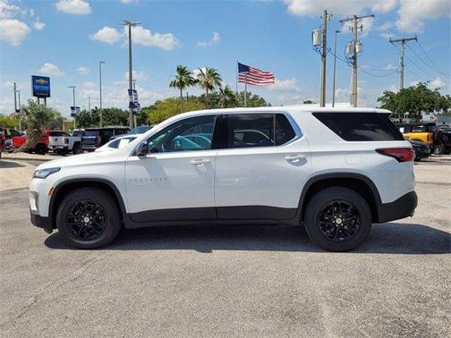 2023 Chevrolet Traverse LS