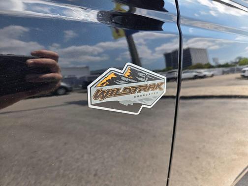 Black 2023 Ford Bronco Wildtrak