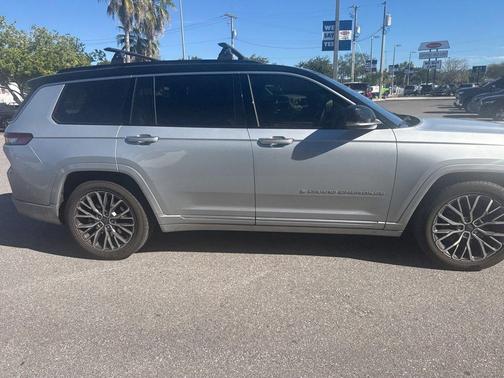 2025 Jeep Grand Cherokee L Summit