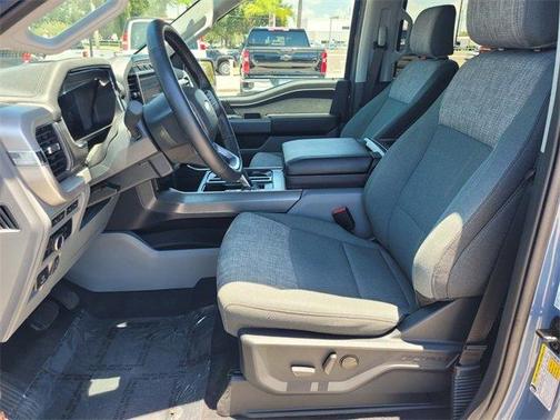 2023 Ford F-150 Lightning XLT
