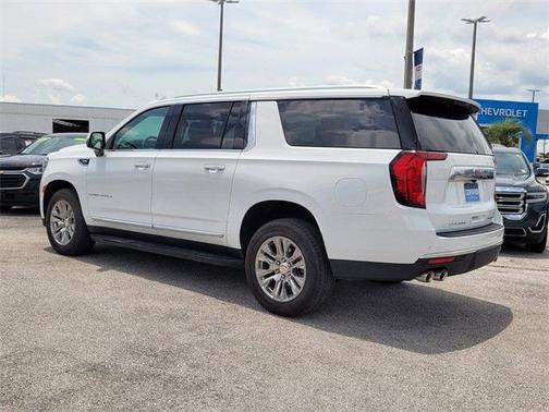 2023 GMC Yukon XL Denali