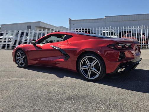 2026 Chevrolet Corvette Stingray w/2LT