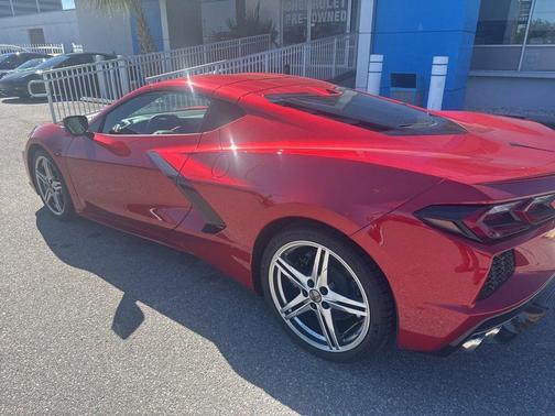 2026 Chevrolet Corvette Stingray w/2LT