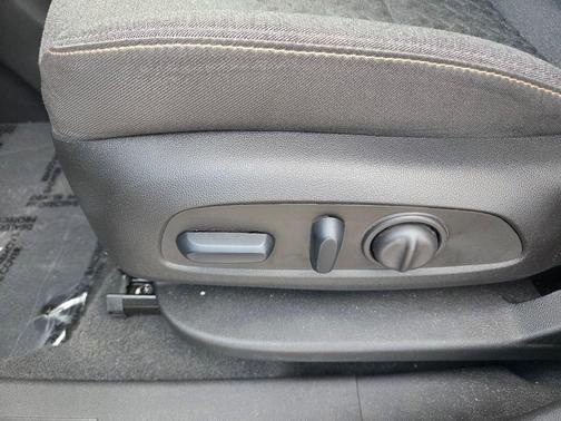 Sterling Gray Metallic 2024 Chevrolet Equinox LT