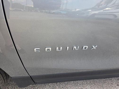 Sterling Gray Metallic 2024 Chevrolet Equinox LT