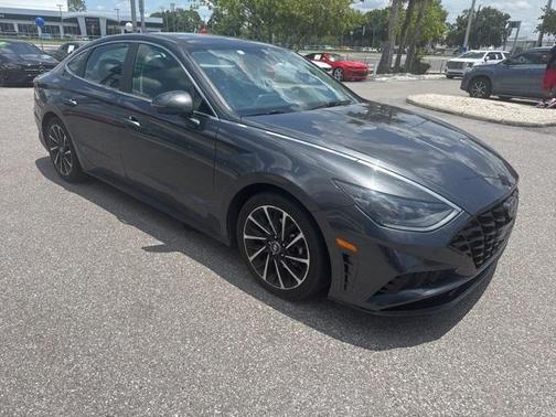 2021 Hyundai SONATA Limited