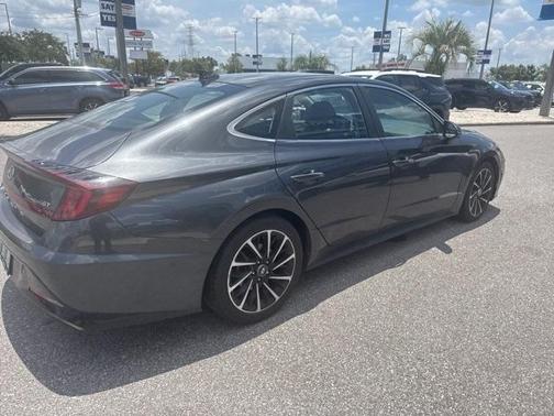 2021 Hyundai SONATA Limited
