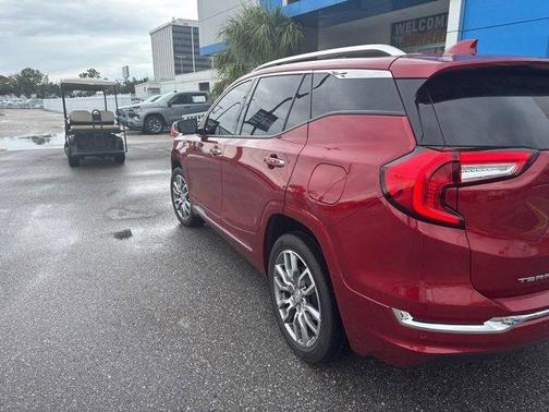 2022 GMC Terrain Denali