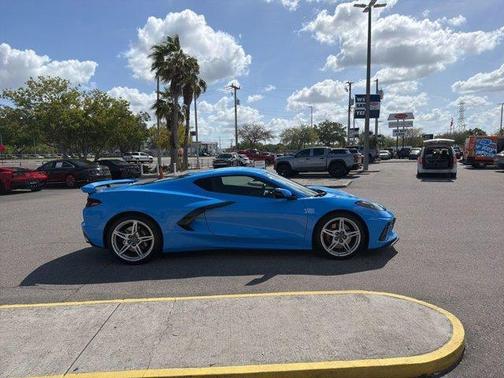 2025 Chevrolet Corvette Stingray w/2LT