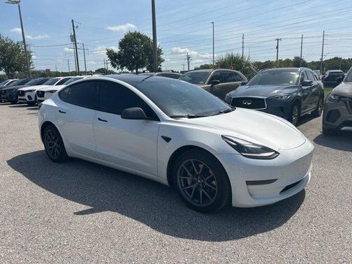 2023 Tesla Model 3 Base