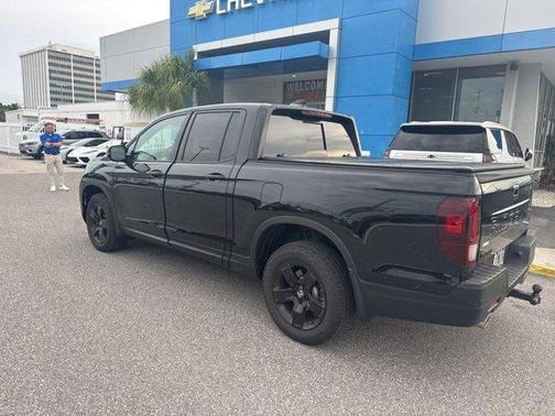Black 2026 Honda Ridgeline Black Edition