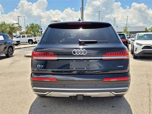 2021 Audi Q7 45 Premium