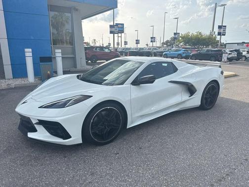 Arctic White 2023 Chevrolet Corvette Stingray w/3LT