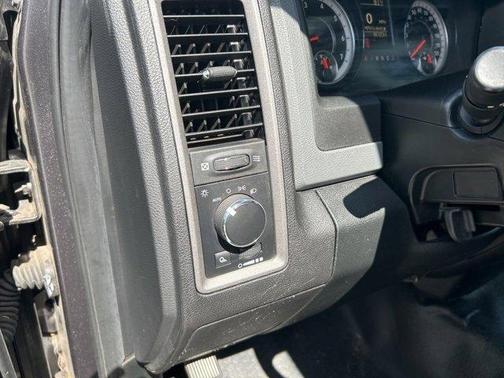 2018 RAM 1500 ST