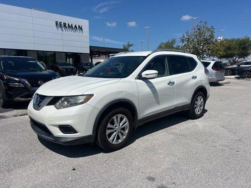 2016 Nissan Rogue SV