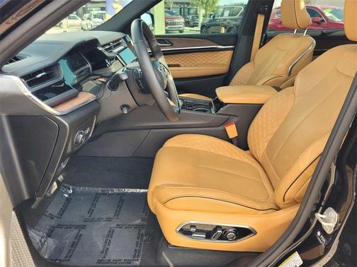 2023 Jeep Grand Cherokee L Summit