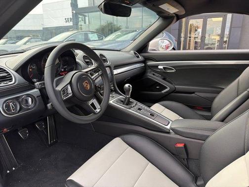 2025 Porsche 718 Boxster GTS 4.0