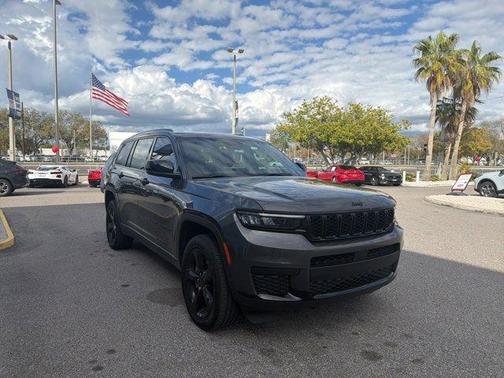 2025 Jeep Grand Cherokee L Laredo