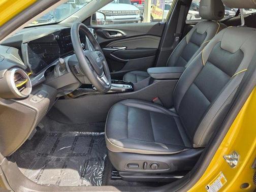 Nitro Yellow 2025 Chevrolet Trax ACTIV