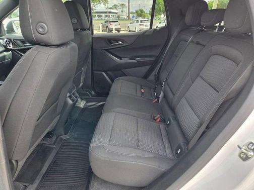 Summit White 2025 Chevrolet Equinox LT