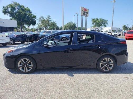 2019 Toyota Prius L