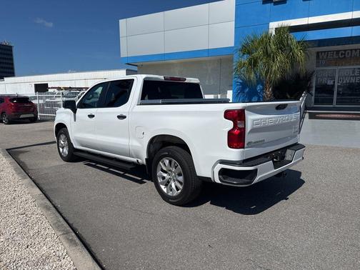 Summit White 2024 Chevrolet Silverado 1500 Custom
