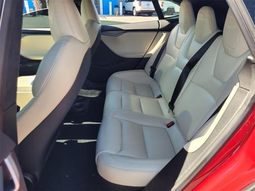 2020 Tesla Model S Performance