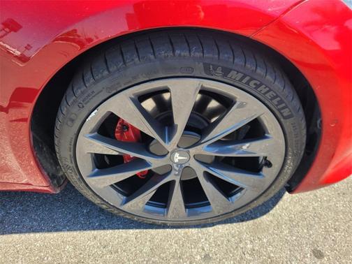 2020 Tesla Model S Performance