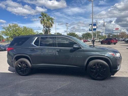 2020 Chevrolet Traverse LT Cloth