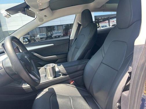 2022 Tesla Model 3 Base