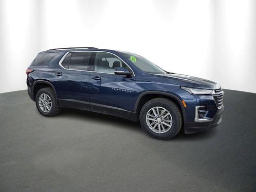 Northsky Blue Metallic 2023 Chevrolet Traverse LT Cloth