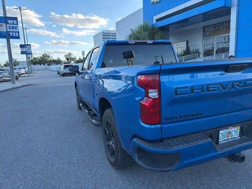 2024 Chevrolet Silverado 1500 Custom