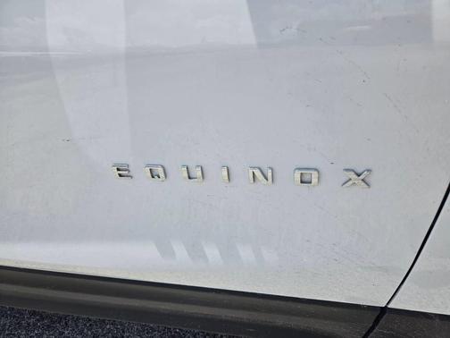 Summit White 2023 Chevrolet Equinox LS