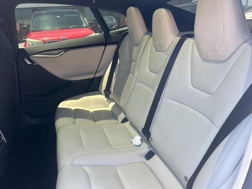 2020 Tesla Model S Long Range Plus
