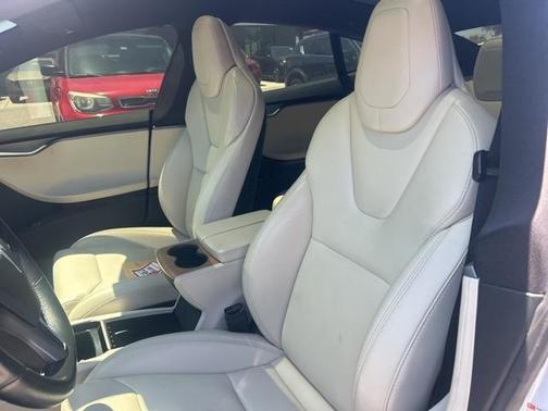 2020 Tesla Model S Long Range Plus