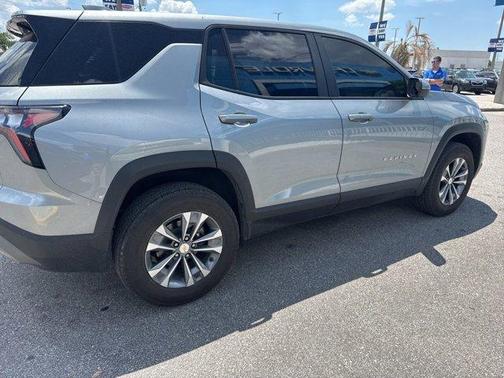 Sterling Gray Metallic 2025 Chevrolet Equinox LT