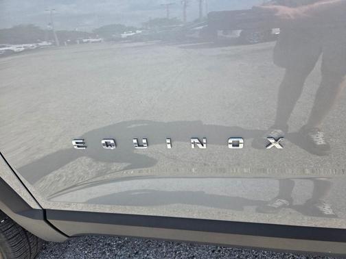 Sterling Gray Metallic 2025 Chevrolet Equinox LT