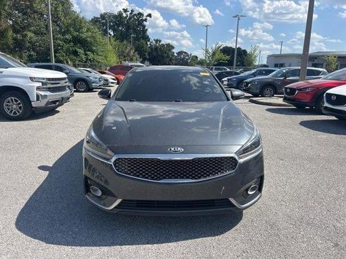 2017 Kia Cadenza Premium