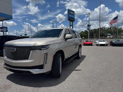2022 Cadillac Escalade Premium Luxury