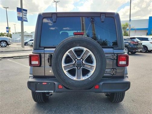 2020 Jeep Wrangler Unlimited Sahara