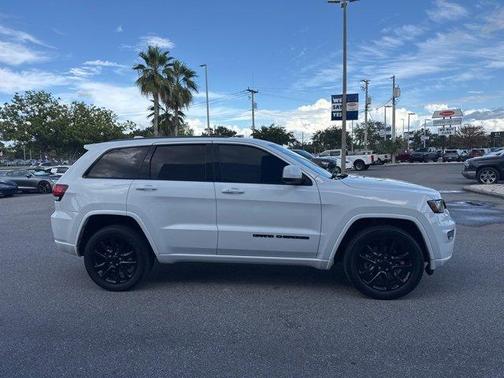 2021 Jeep Grand Cherokee Laredo X