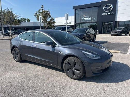 2020 Tesla Model 3 Standard Range Plus