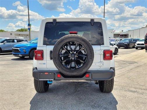 2024 Jeep Wrangler 4xe Sahara