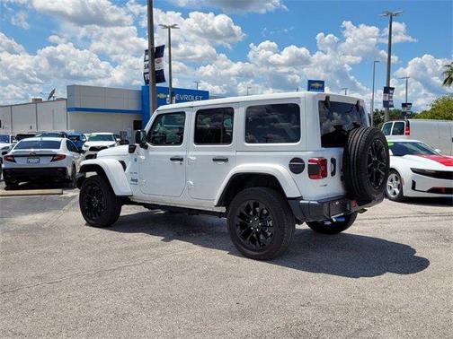 2024 Jeep Wrangler 4xe Sahara